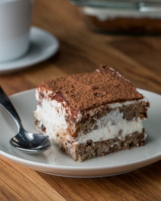 Isteni desszert banánkenyérből és tiramisuból