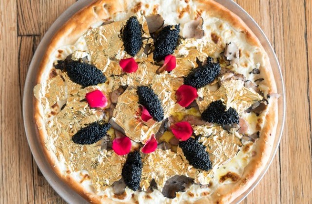 600 ezerbe kerül ez a pizza