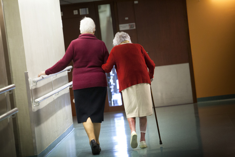 Kötelező szülőtartás - de mégis mennyiért?