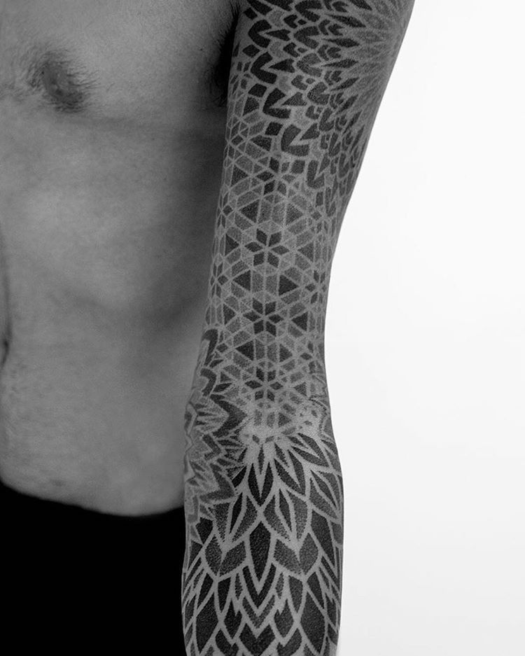 Csodaszép tetoválások a mandalák szerelmeseinek