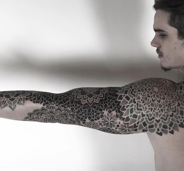 Csodaszép tetoválások a mandalák szerelmeseinek
