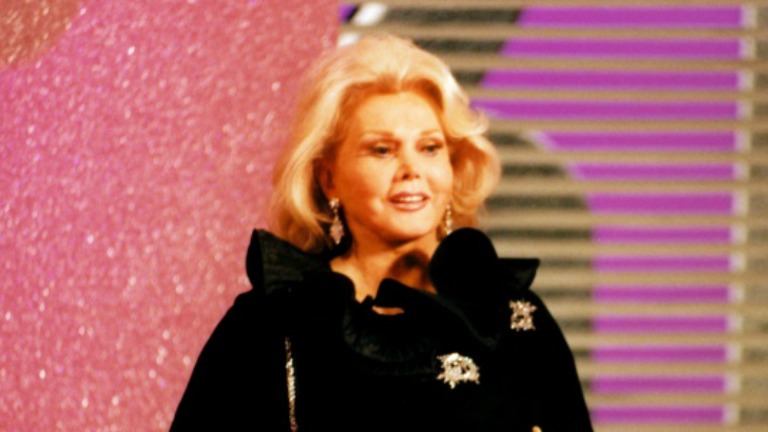 Férje egy bankba szállíttatta Gábor Zsazsa hamvait