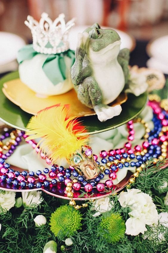 Disney ihlette esküvői asztaldíszek, amik minden meserajongó szívét megolvasztják