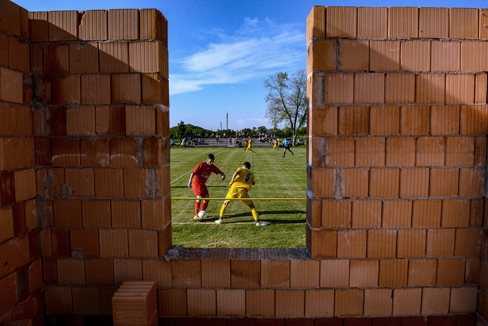 Sport (sorozat) 1. díj: Mártonfai Dénes (Tolnai Népújság): Vidéki foci