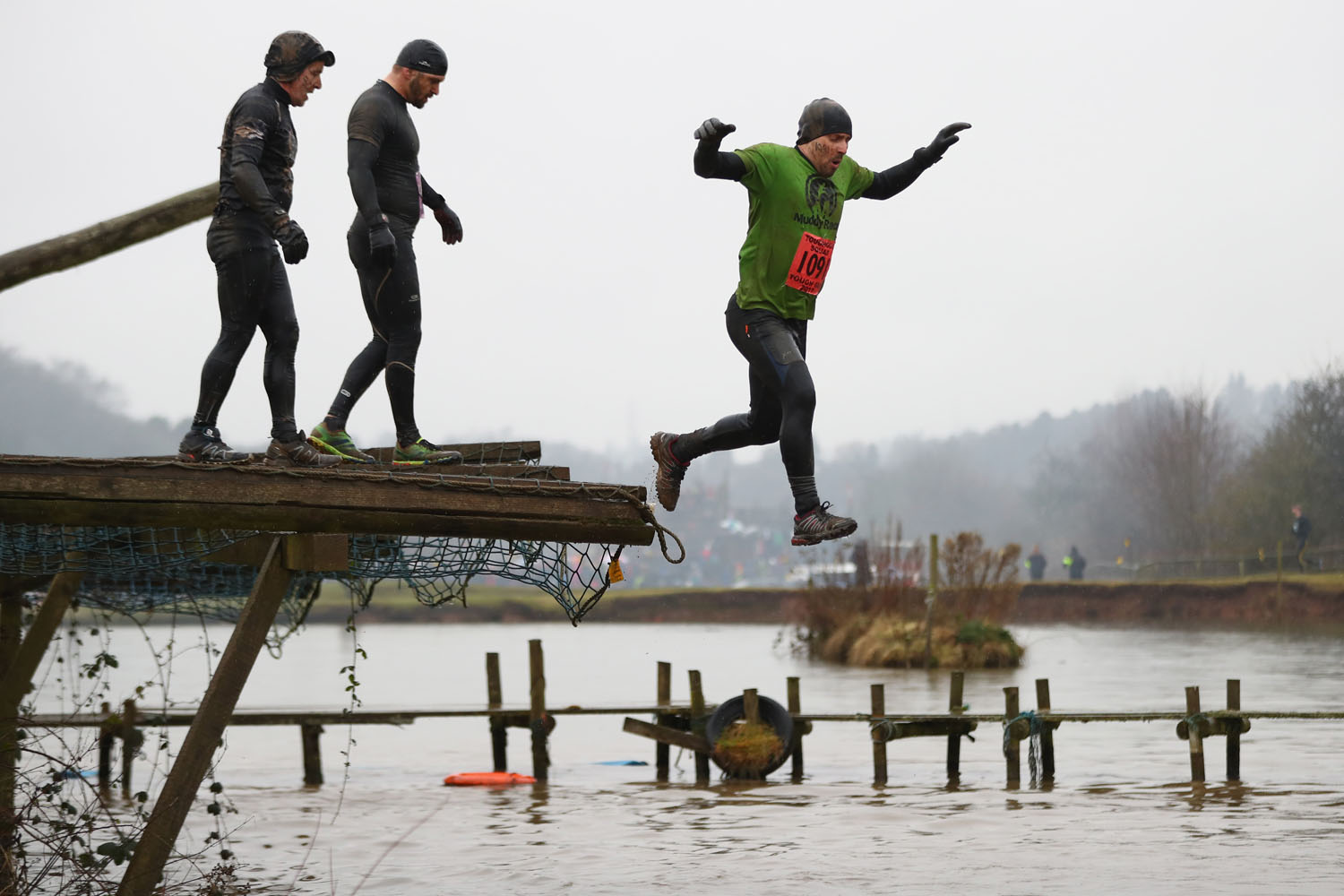 Férfiak viadala: ilyen, amikor több száz tökös férfi csap össze