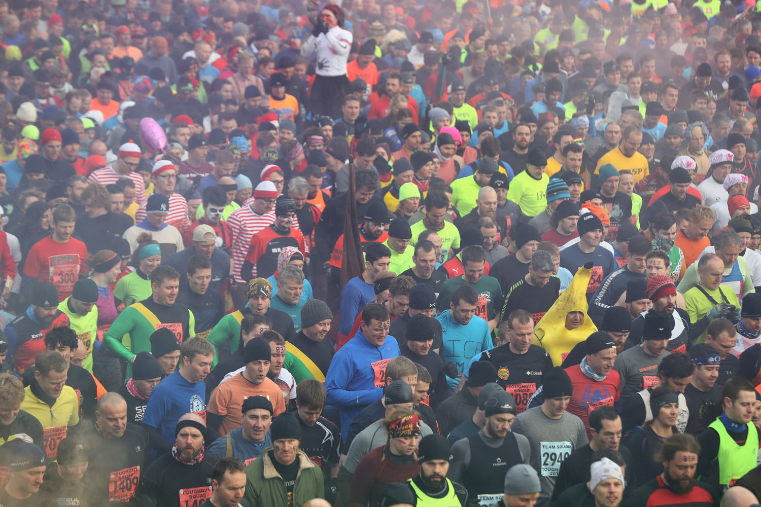 Férfiak viadala: ilyen, amikor több száz tökös férfi csap össze