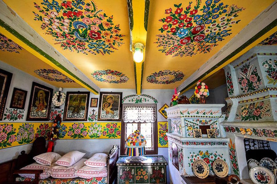 Álmélkodj a virágba borult lengyel falun Álmélkodj a virágba borult lengyel falun