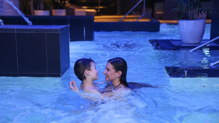 Csomagold össze a családod és irány a tökéletes kikapcsolódás! (X) Csomagold össze a családod és irány a tökéletes kikapcsolódás! (X)