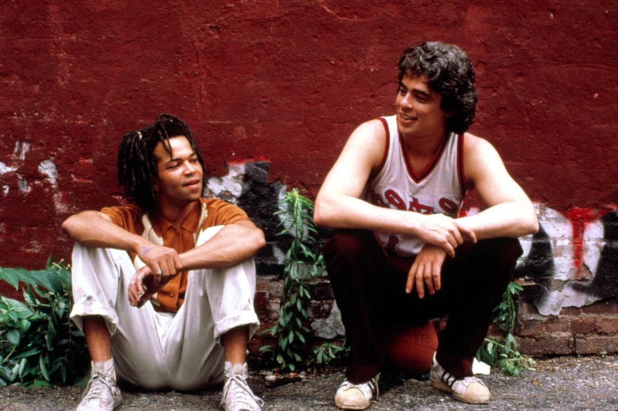 Jeffrey Wright és Benicio Del Toro a graffiti királya c. filmben (1996)
