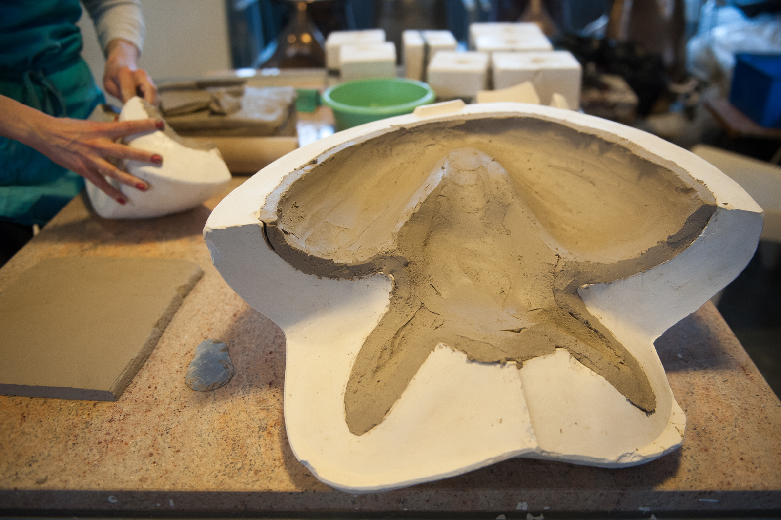 Szabó Edit kerámia művész műtermében jártunk Szabó Edit kerámia művész műtermében jártunk