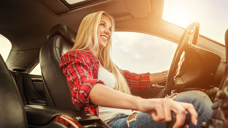 Hogyan maradjunk frissek egy hosszabb autóút alatt? Hogyan maradjunk frissek egy hosszabb autóút alatt?