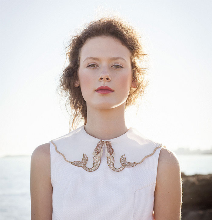 Káprázatos gallérok, amik a legegyszerűbb ingeket is feldobják