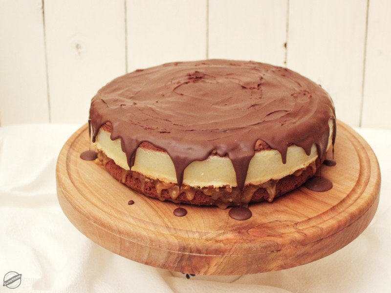 Két isteni sütemény a hétvégére Két isteni sütemény a hétvégére