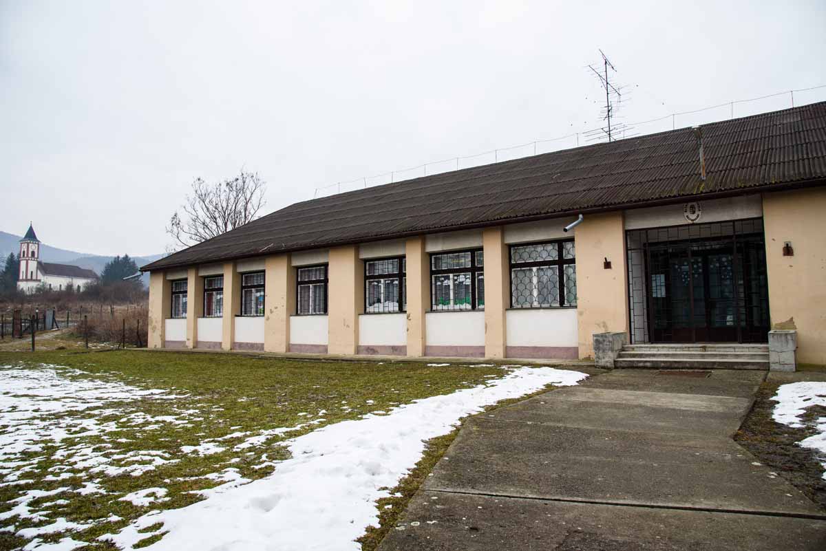 Az internet nagy kincs, a vécé még nagyobb a nagybárkányi iskolában Az internet nagy kincs, a vécé még nagyobb a nagybárkányi iskolában