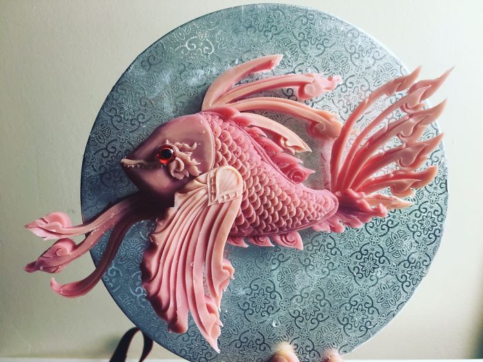 Barokkos szobrok szappanból faragva