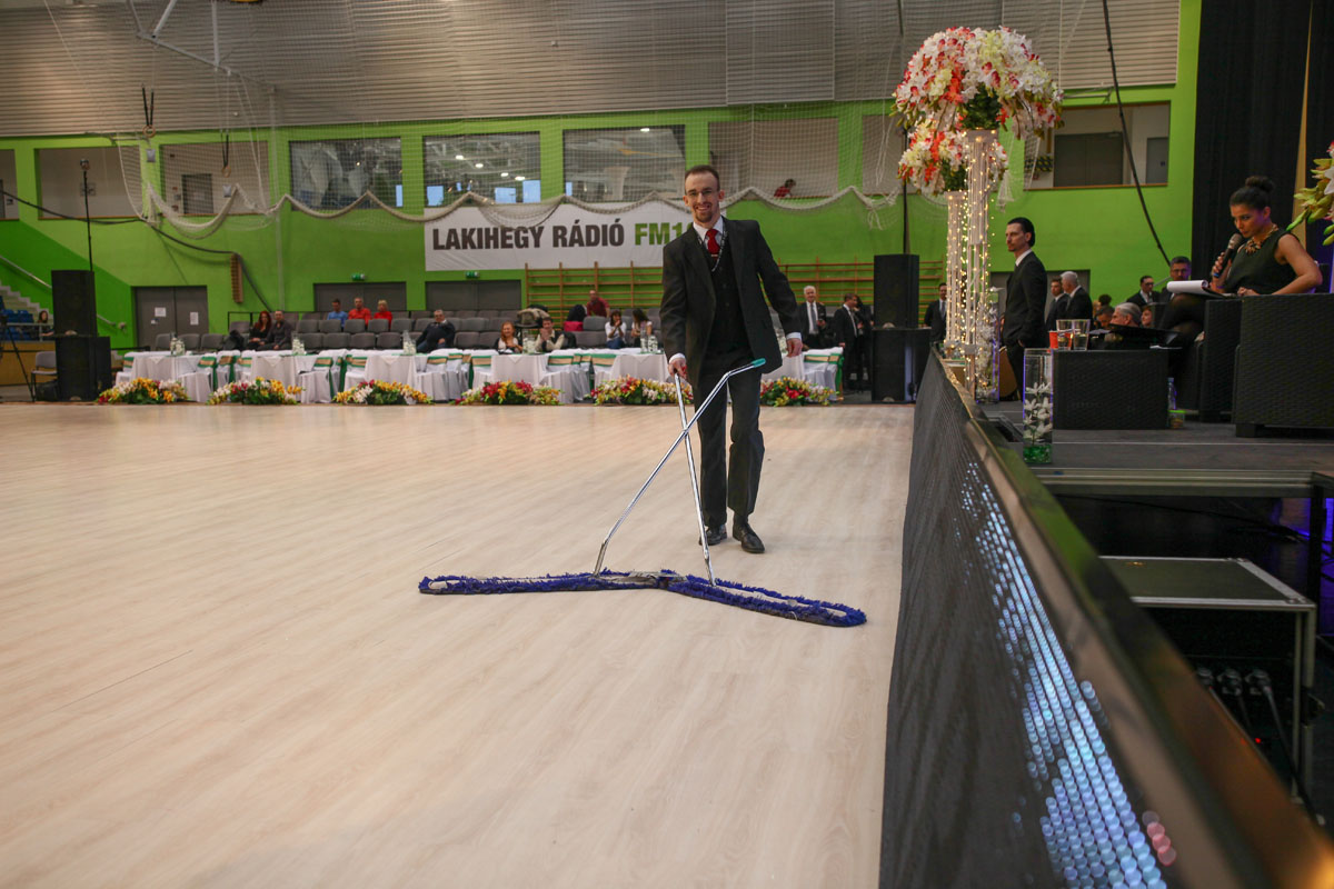 Így izgulnak pontjaikért a magyar versenytáncosok