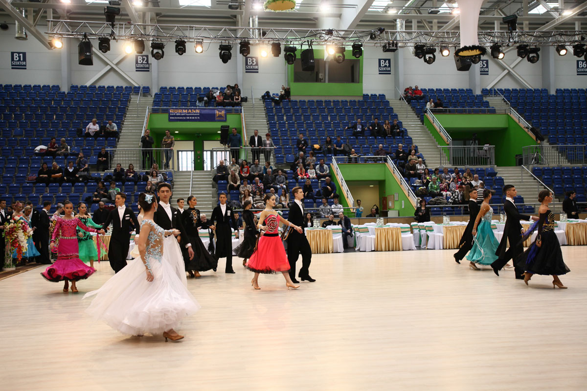 Így izgulnak pontjaikért a magyar versenytáncosok