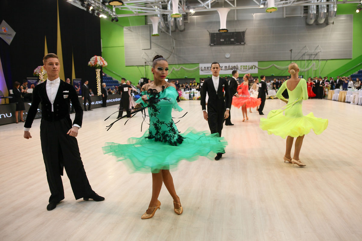 Így izgulnak pontjaikért a magyar versenytáncosok