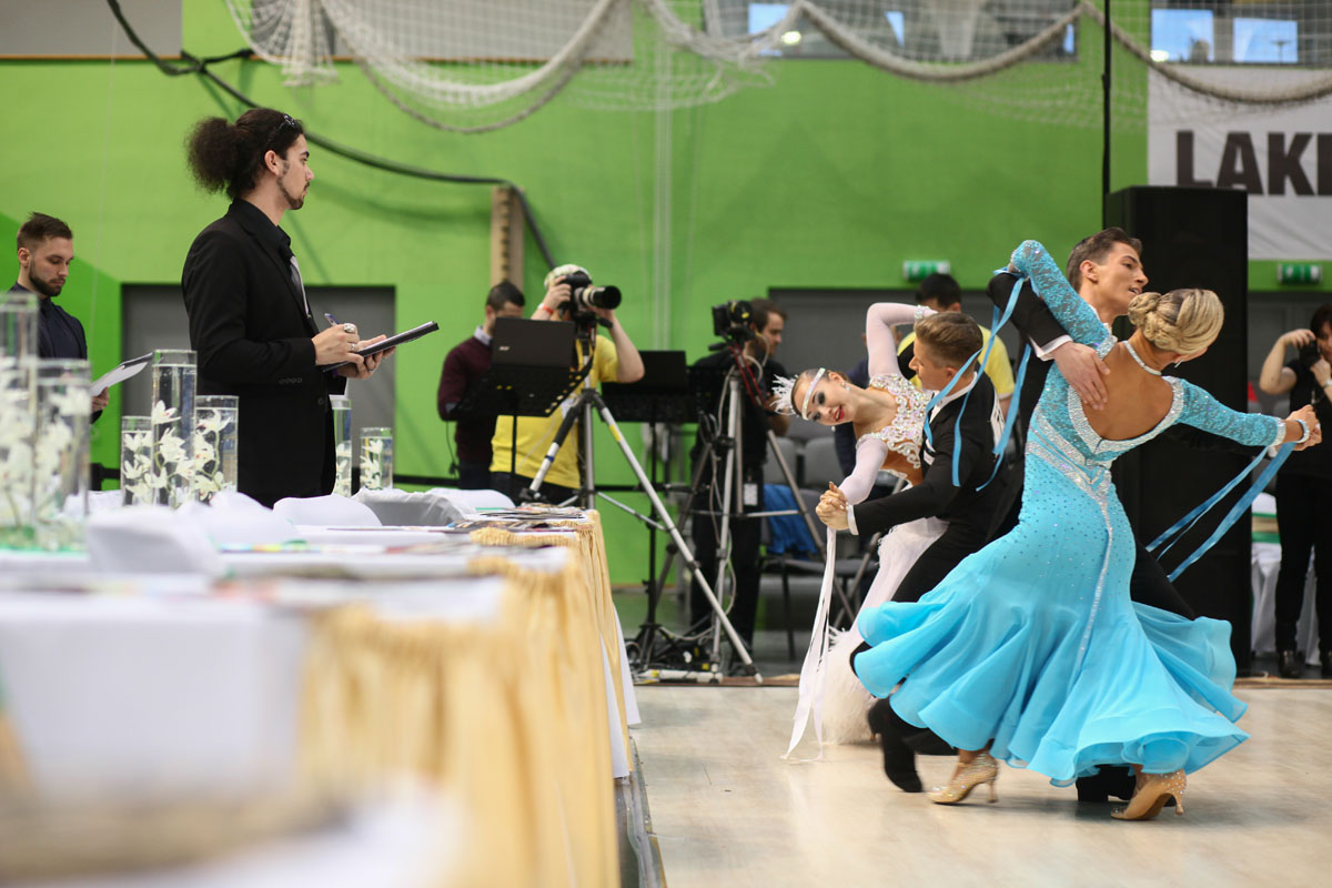 Így izgulnak pontjaikért a magyar versenytáncosok