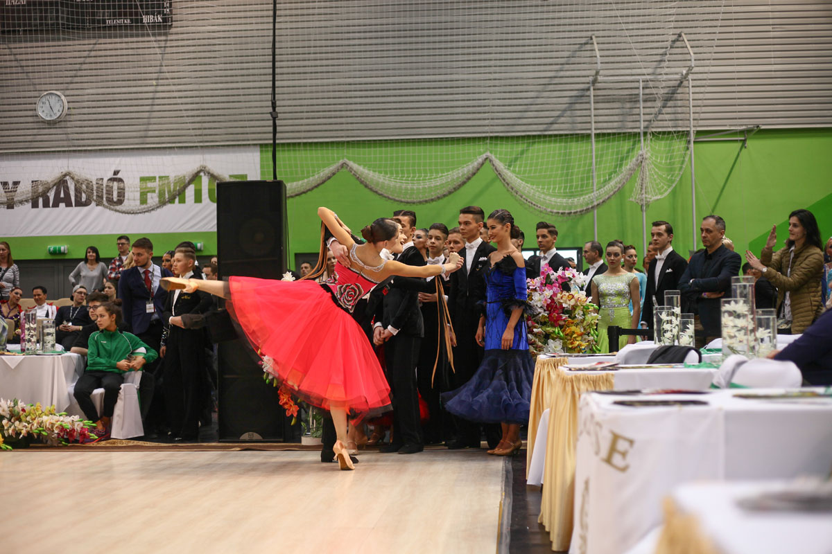 Így izgulnak pontjaikért a magyar versenytáncosok