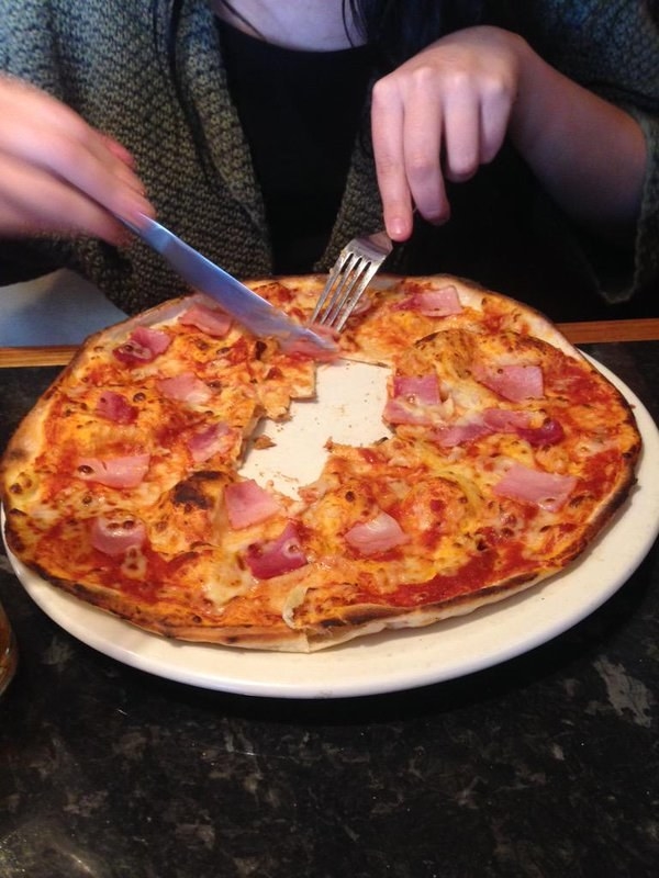 10 ember, akiben semmiféle tisztelet nincs az étel iránt