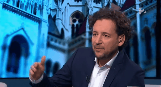 Istenes ma debütált a TV2 reggeli műsorában- nézd meg, Bence és László mennyire hasonlítanak Istenes ma debütált a TV2 reggeli műsorában- nézd meg, Bence és László mennyire hasonlítanak