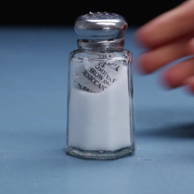 6 ok, hogy miért ne dobd ki a cipősdobozokban lévő kis tasakokat