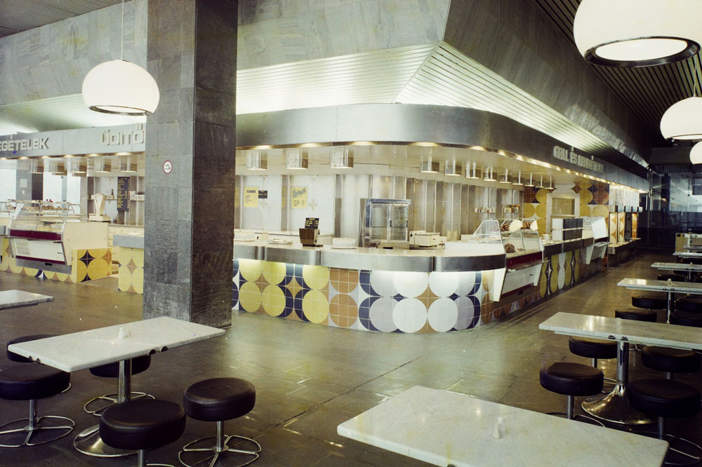 Egy letűnt kor vendéglátó- és szórakozó helyei - fotók Egy letűnt kor vendéglátó- és szórakozó helyei - fotók