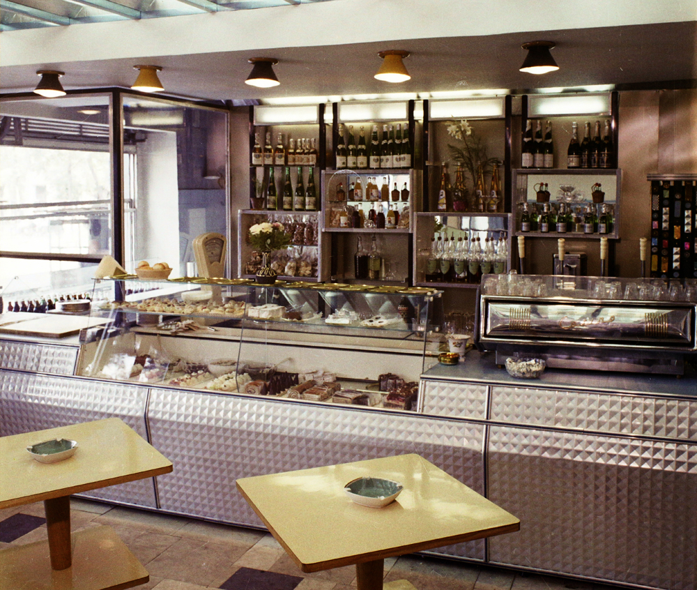 Egy letűnt kor vendéglátó- és szórakozó helyei - fotók Egy letűnt kor vendéglátó- és szórakozó helyei - fotók