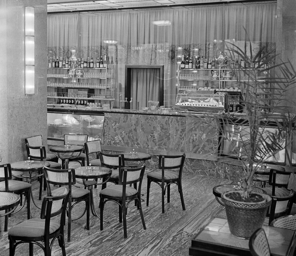 Egy letűnt kor vendéglátó- és szórakozó helyei - fotók Egy letűnt kor vendéglátó- és szórakozó helyei - fotók