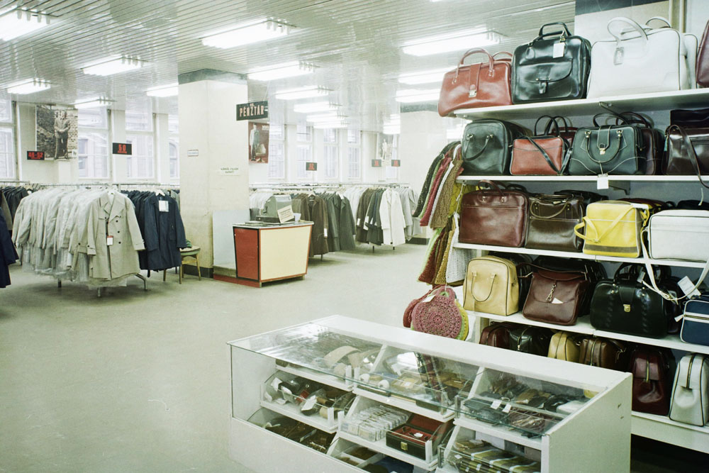 Egy letűnt kor vendéglátó- és szórakozó helyei - fotók Egy letűnt kor vendéglátó- és szórakozó helyei - fotók