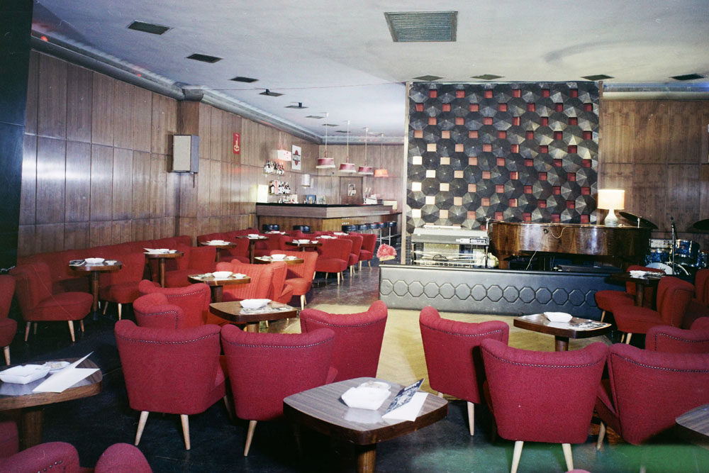 Egy letűnt kor vendéglátó- és szórakozó helyei - fotók Egy letűnt kor vendéglátó- és szórakozó helyei - fotók