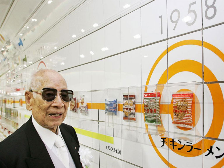 Maga a névadó is ellátogatott a Momofuku Ando Instant Ramen múzeumba (Fotó: www.instantramen-museum.jp)