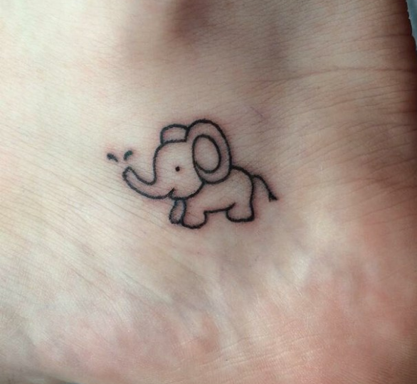 Parányi, de annál kreatívabb minitetoválások