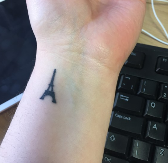 Parányi, de annál kreatívabb minitetoválások