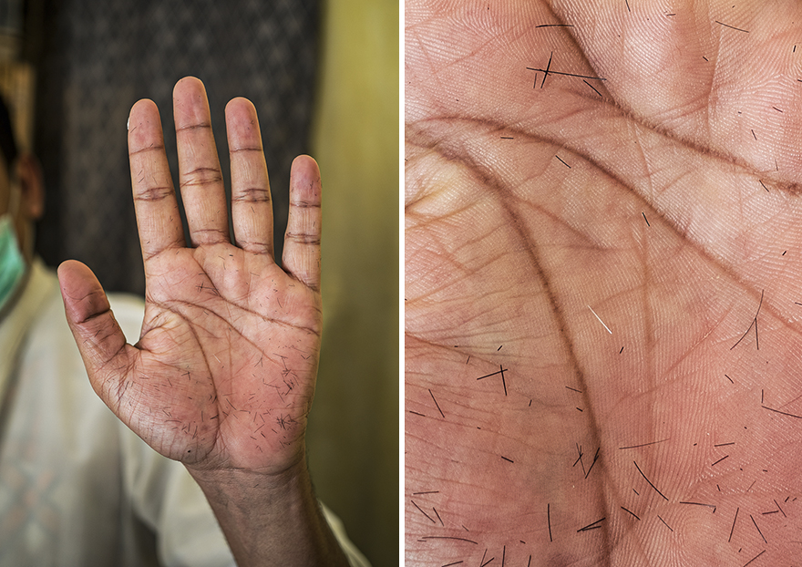 Tenyerekkel mesél életeket a líbiai fotós