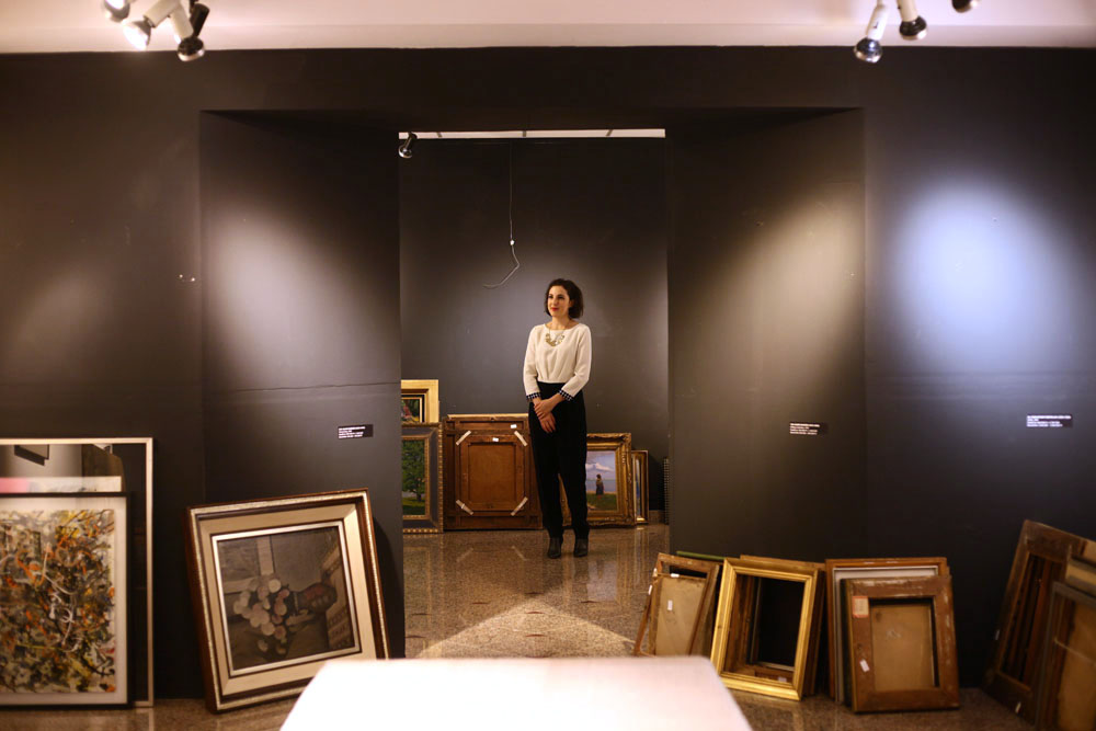 Anna már 7 éve dolgozik a galériában