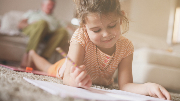 Így segítheted ovis gyermekedet, hogy felkészüljön az iskolára