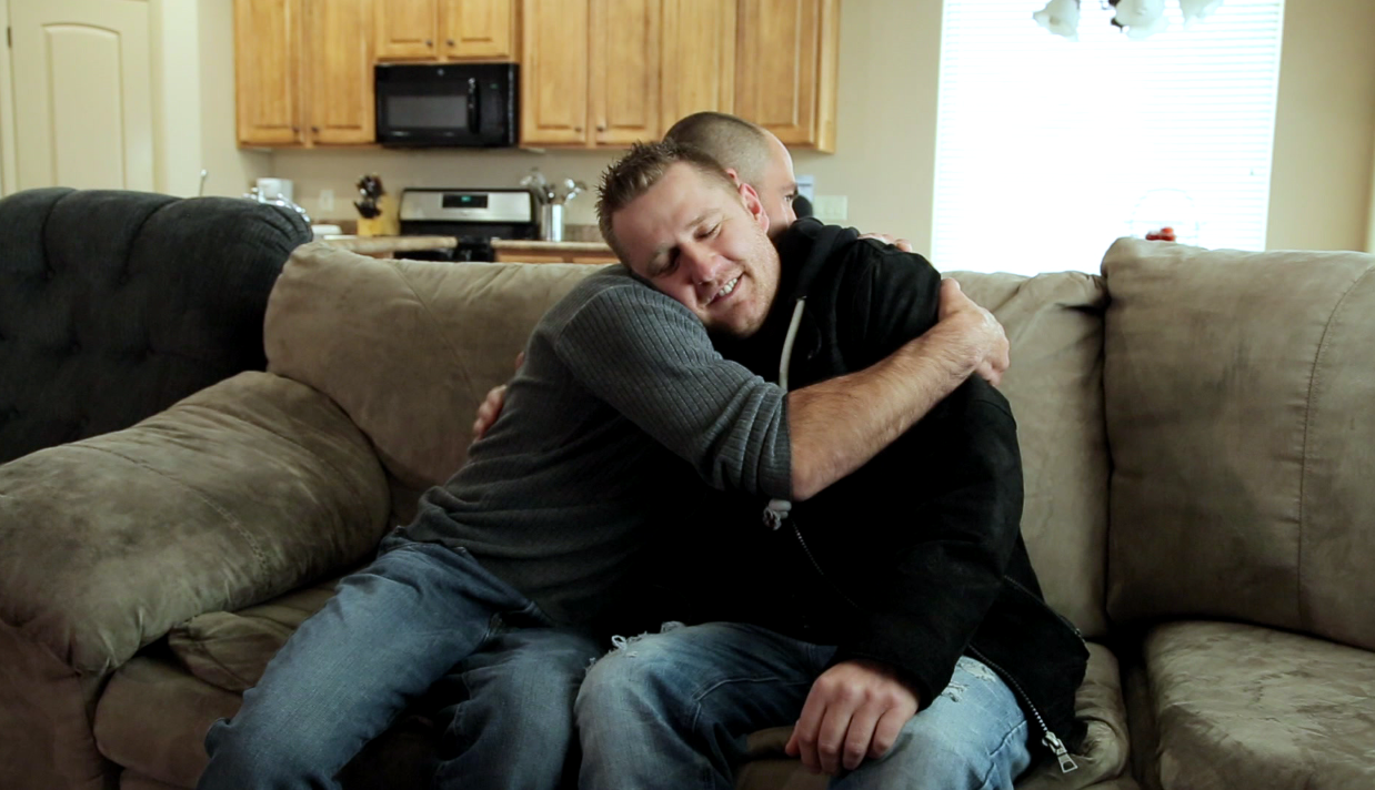 Tragikus hírt vitt Attila 25 éve nem látott bátyjának