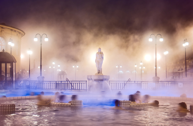 Taroltak a budapesti fürdők Taroltak a budapesti fürdők