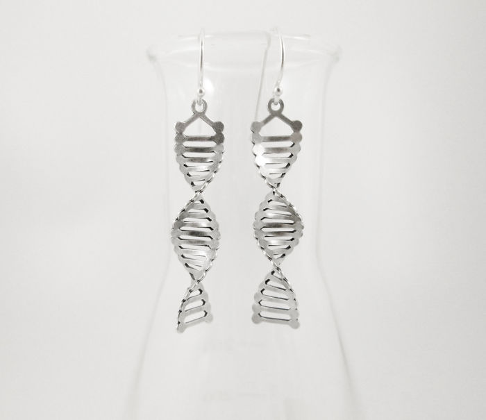 Minden kocka imádni fogja ezeket az ékszereket Minden kocka imádni fogja ezeket az ékszereket