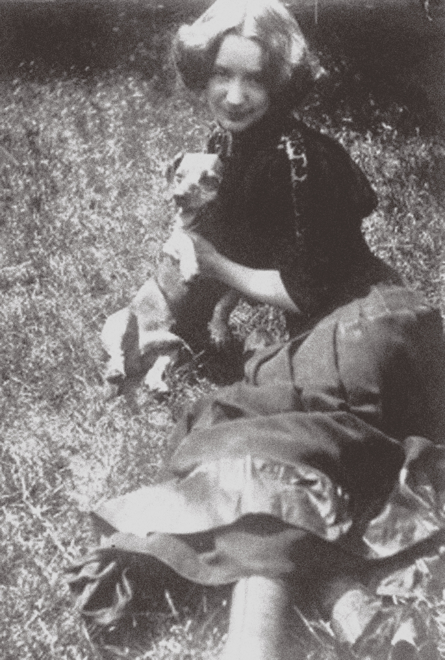 Leszbikus erotika: buja aktok egy belevaló festőnőtől