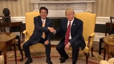 A japán miniszterelnök nem érzi jól magát