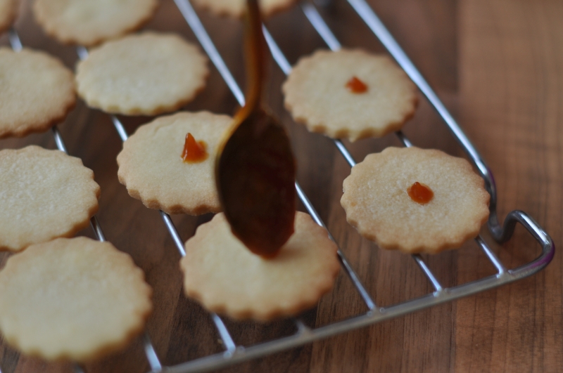 Zserbólabdák linzertalpakon