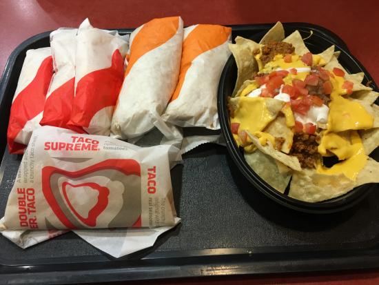 Ezeken nyammognak a világ részegei Ezeken nyammognak a világ részegei