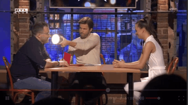 A Gyertek át! vallatólámpája sem hozta zavarba