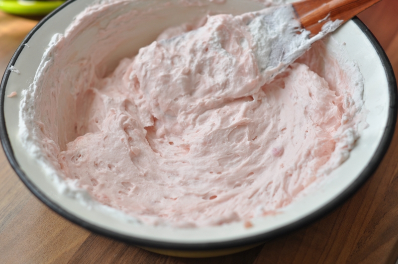 Epres piskótatekercs Epres piskótatekercs