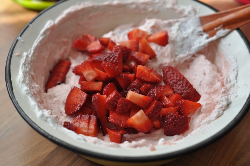 Epres piskótatekercs Epres piskótatekercs