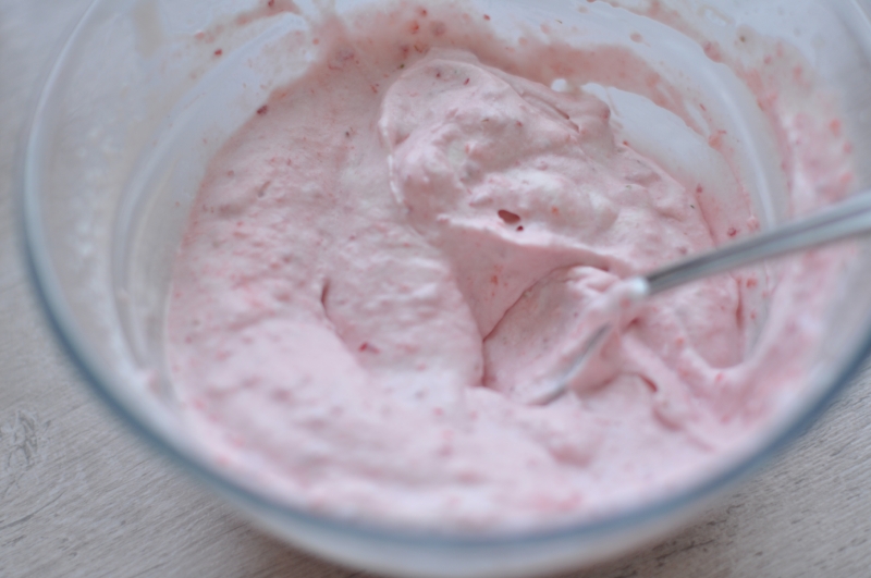 Epres piskótás pohárkrém Epres piskótás pohárkrém