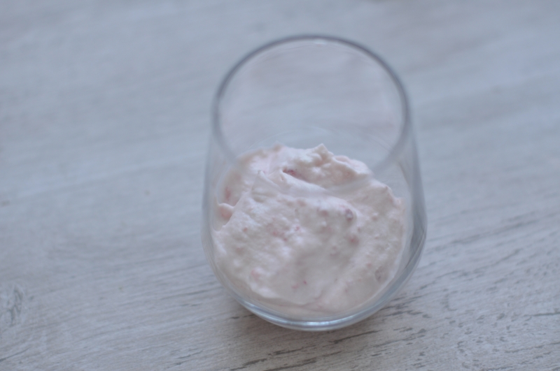 Epres piskótás pohárkrém Epres piskótás pohárkrém